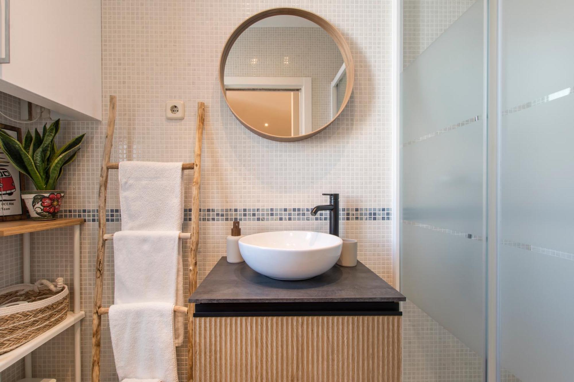 Fee4Me. Elegant Flat A Few Minutes From Atocha. Apartment Madrid Luaran gambar
