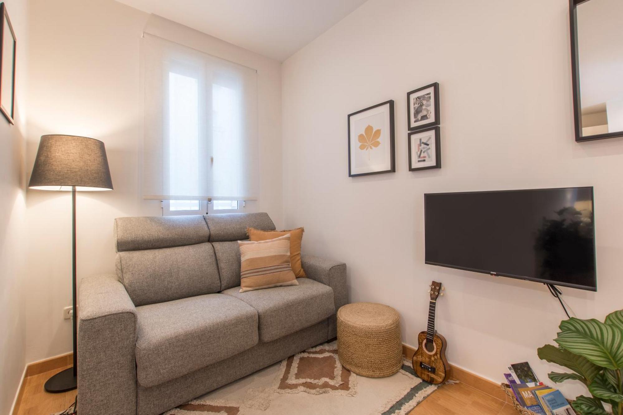 Fee4Me. Elegant Flat A Few Minutes From Atocha. Apartment Madrid Luaran gambar