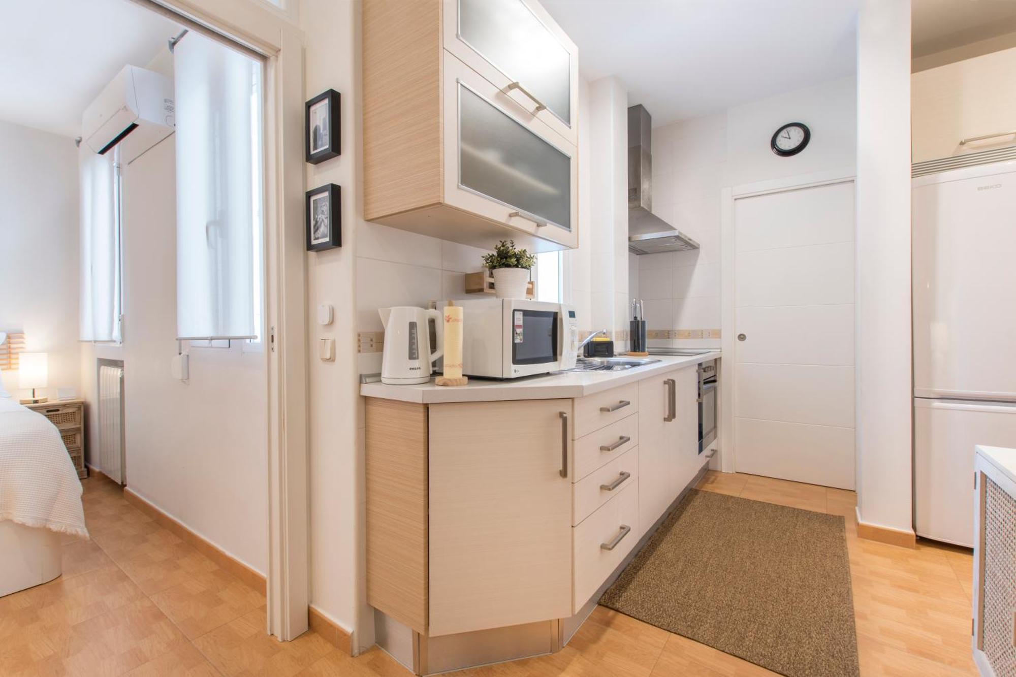 Fee4Me. Elegant Flat A Few Minutes From Atocha. Apartment Madrid Luaran gambar
